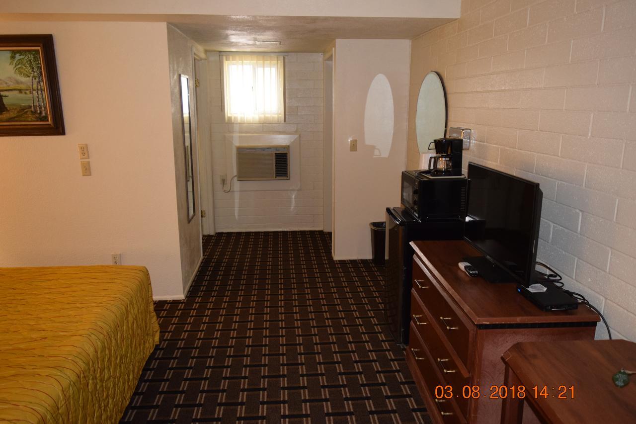 Stanlunds Inn And Suites Borrego Springs Εξωτερικό φωτογραφία