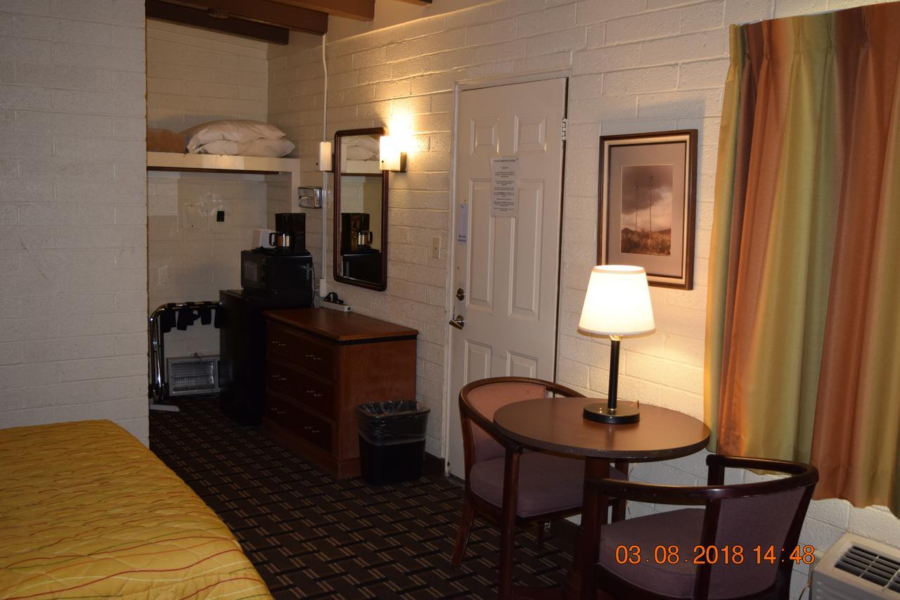 Stanlunds Inn And Suites Borrego Springs Εξωτερικό φωτογραφία